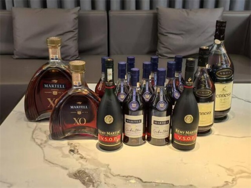 黄冈ktv小时场：尽情畅玩-浠水县ktv预定